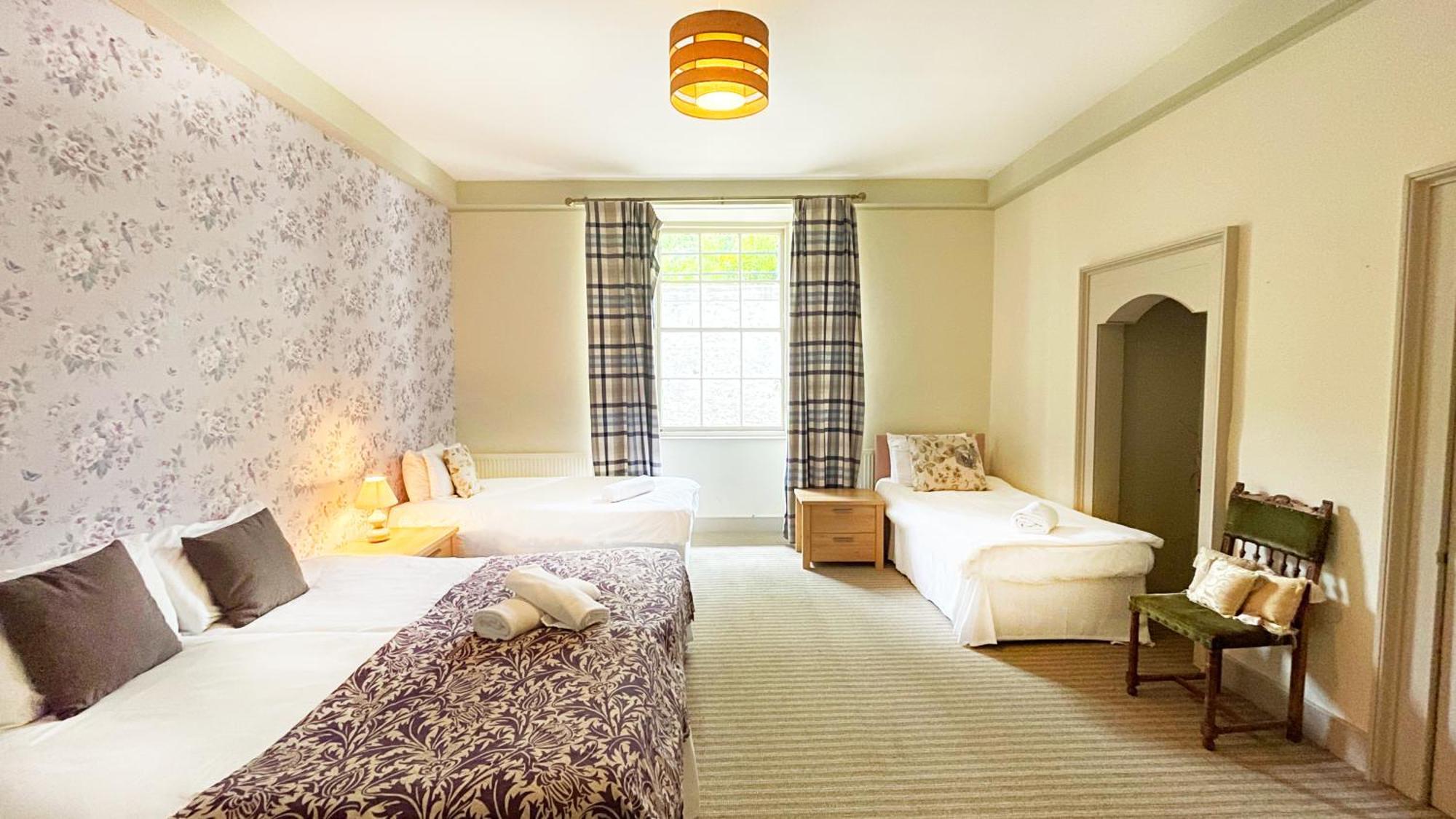 Kirkhill Estate Rooms Gorebridge Extérieur photo